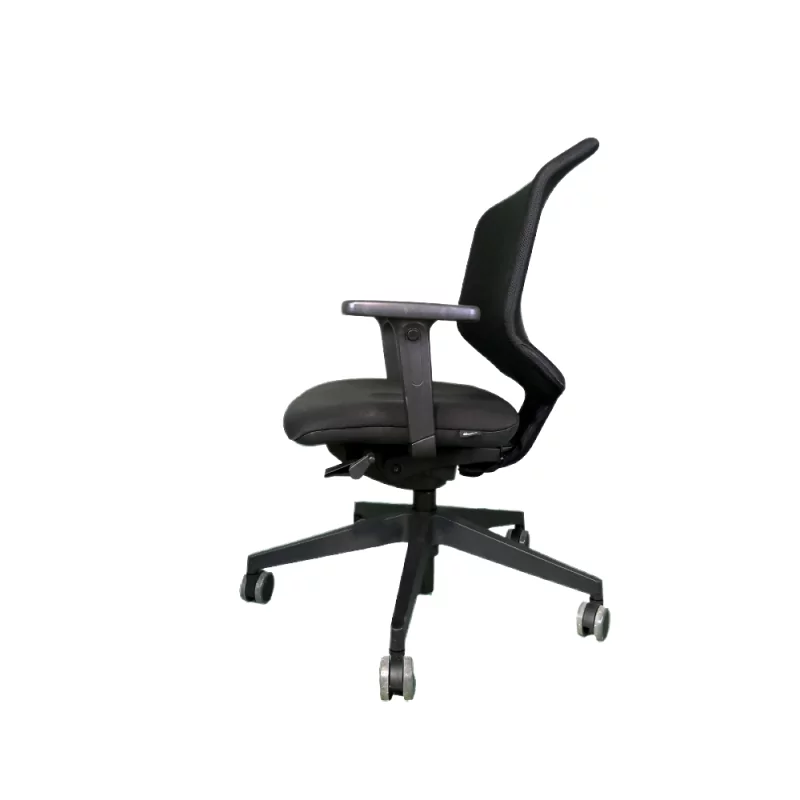 Giroflex 434 office chair with armrests