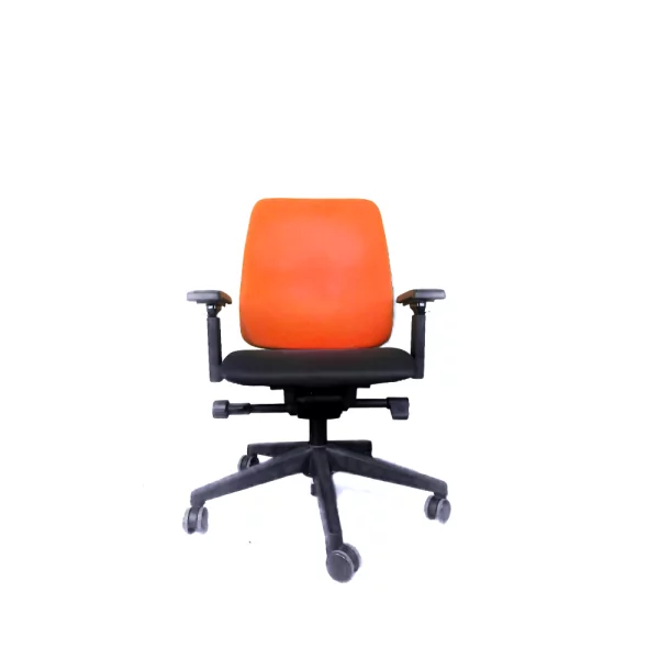 Reconditioned HAWORTH Comforto 29 Orange seat