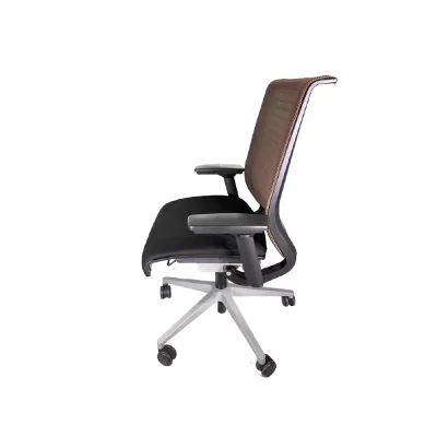 Asiento climatizado STEELCASE Piensa en negro con chocolate y apoyabrazos 1D